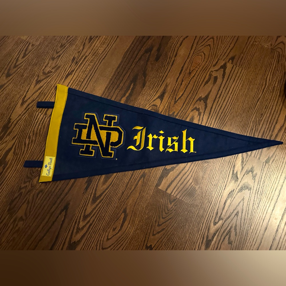 Extra Large!!! 38” x 16.5” Notre Dame Pennant amazing thick quality